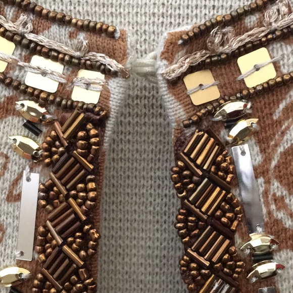 FINAL MARKDOWN Chico’s Ornately Beaded Single-Closure Sweater (1) ≈ S or 8 - Picture 3 of 15
